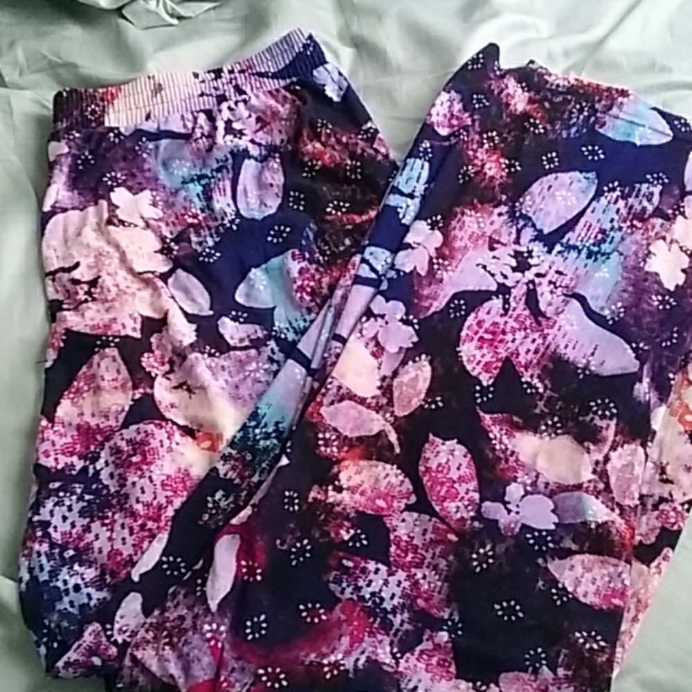 Wide leg pants